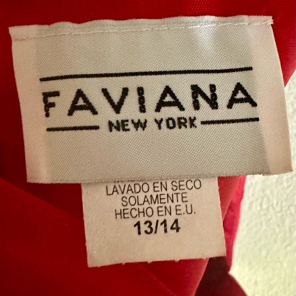 Floor length formal gown, red, size 13/14 - Picture 3 of 3